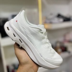 On Running Shoes – CloudTec , White